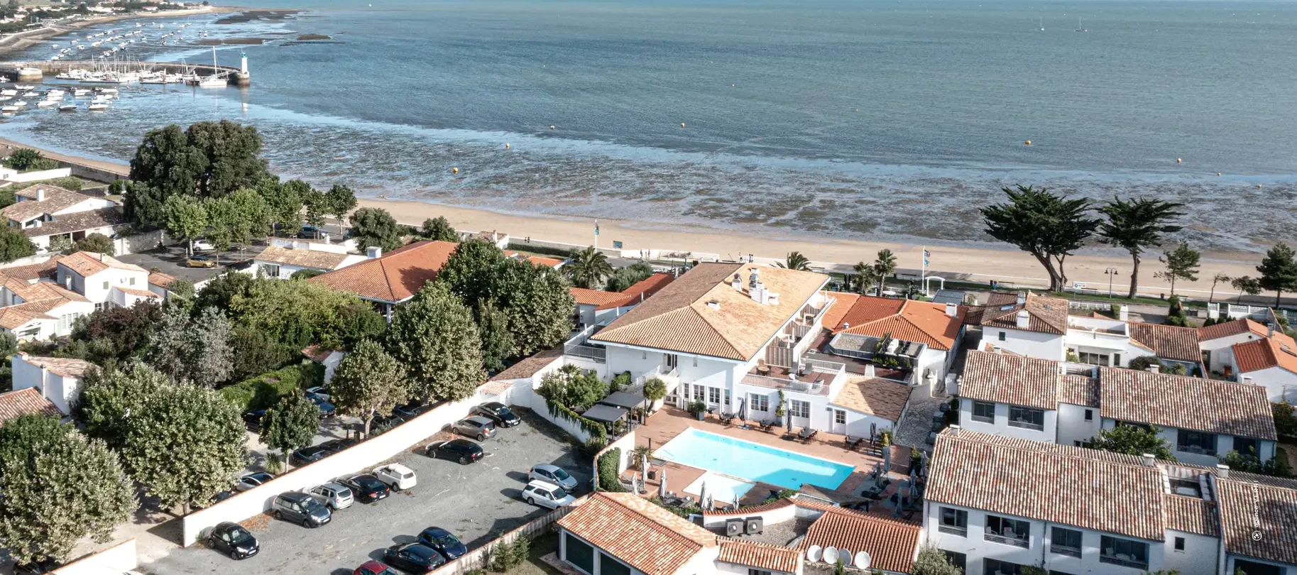 hr hotel restaurant drone ile de re rochelle verri 3